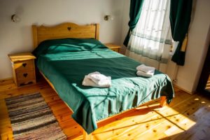 Casa cu povesti amenajata de xilomob